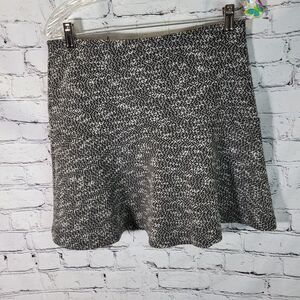 Loft Petite,‎ Black/White Skirt, Bottom Ruffle, Size 8P